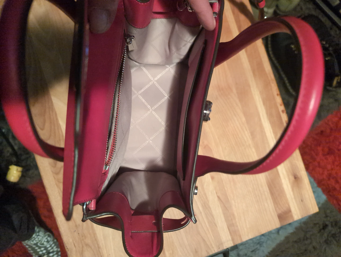 Michael Kors Red Saffiano Leather Handbag - photo 4