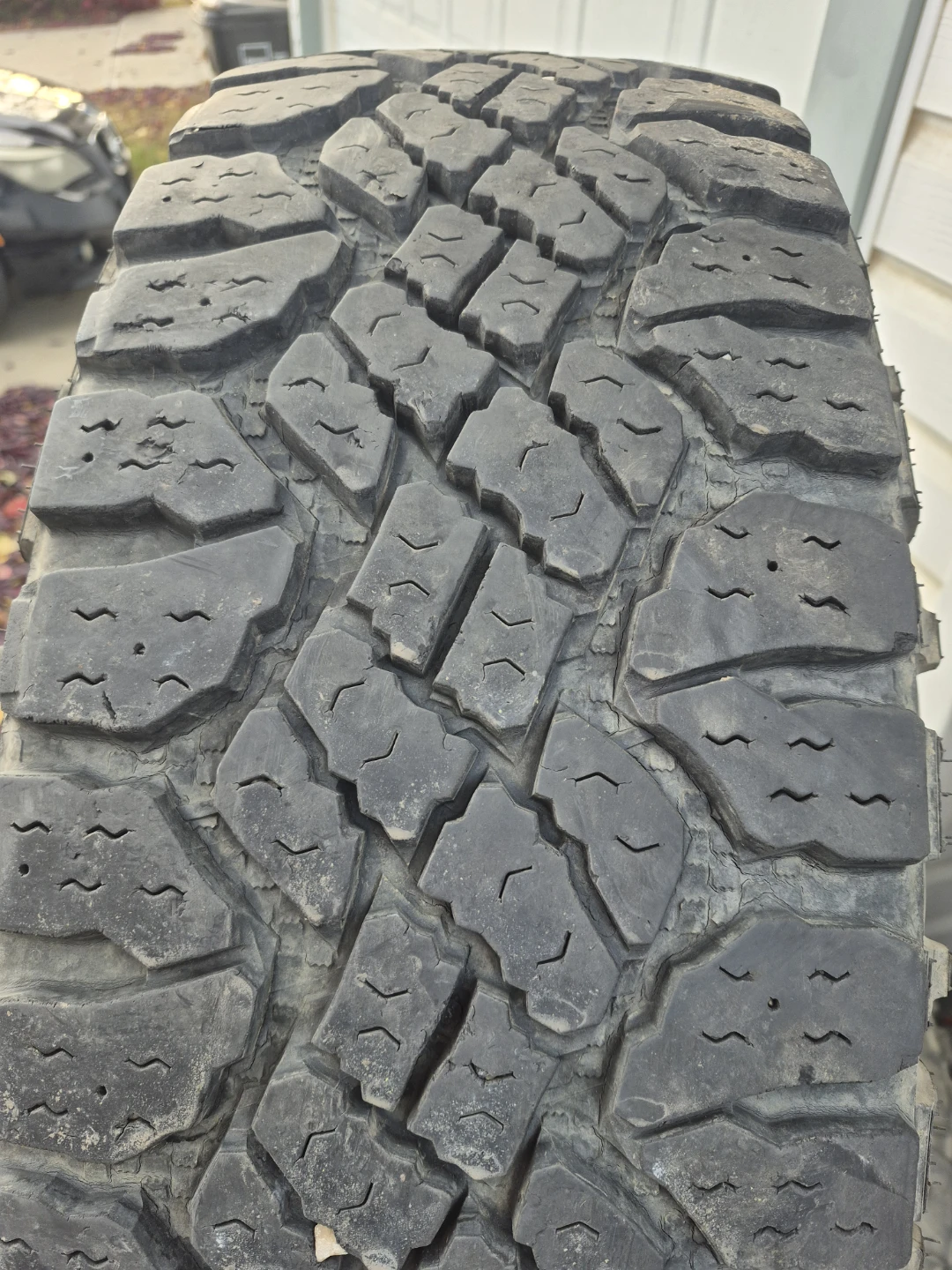 Lt275/65r20 Set of 4 All-Terrain Tires