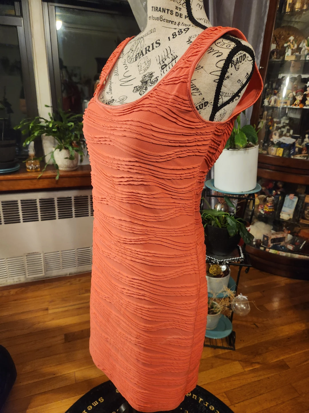 GUESS Coral Pink Textured Pleated Bandage Bodycon Mini Dress - photo 3