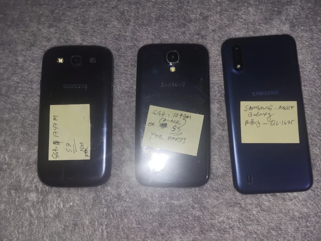 Samsung Galaxy Phones (Lot of 3) parts only