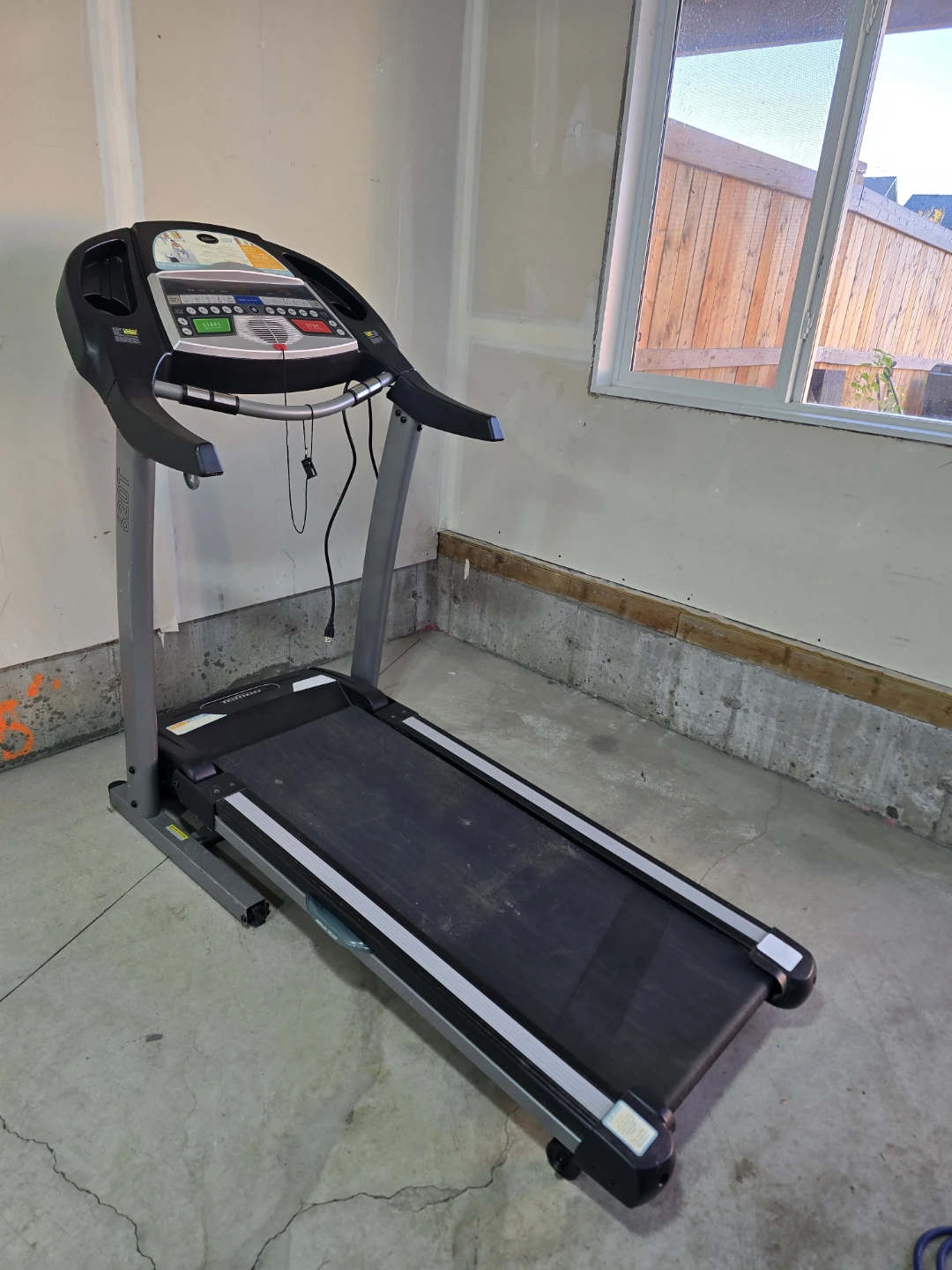 Tempo 620T Treadmill - photo 3