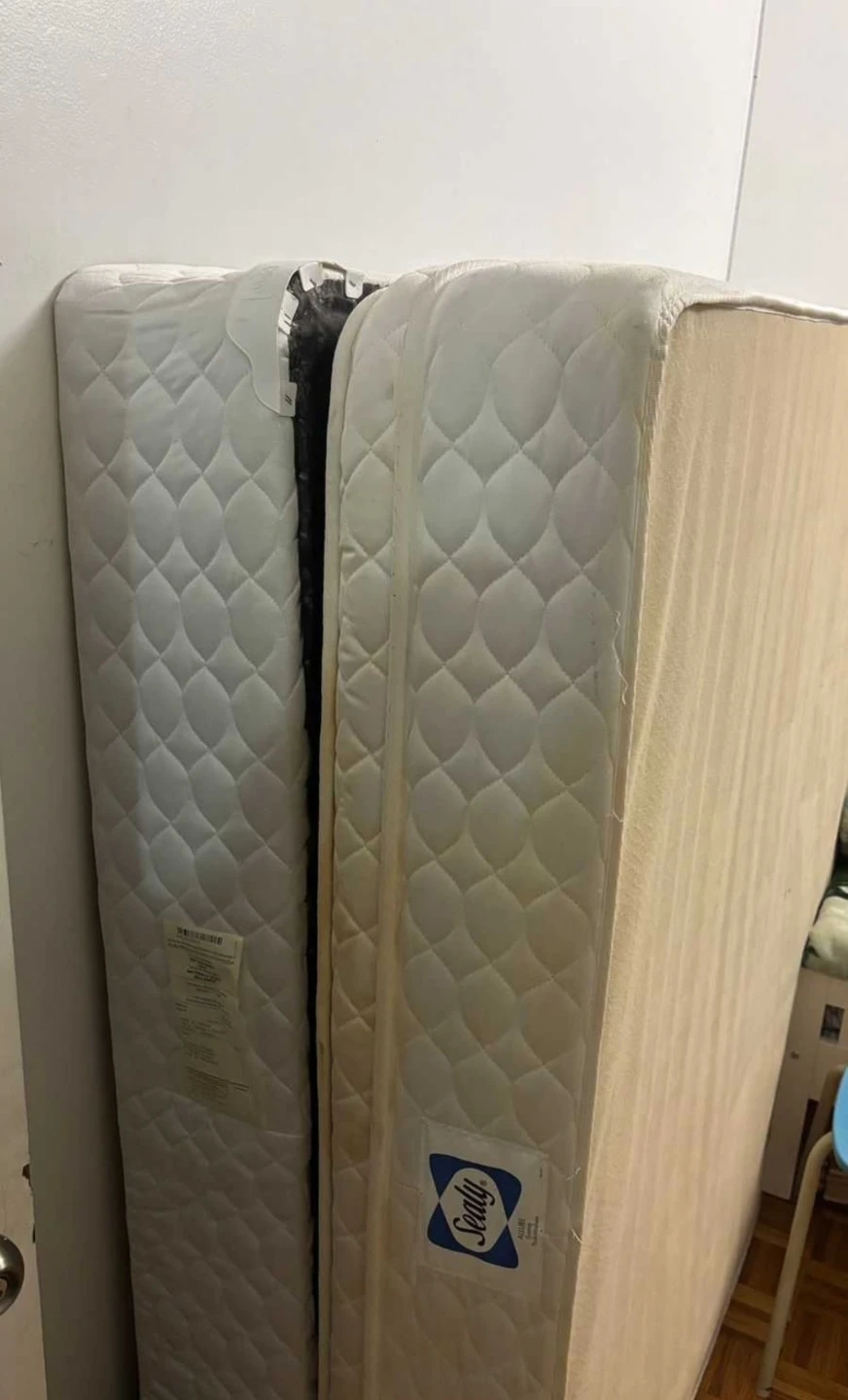 Queen Mattress and Box Spring Set,twin mattress - photo 3