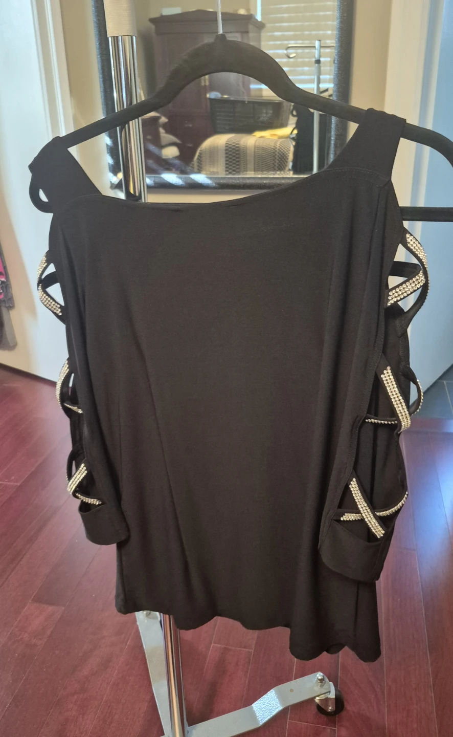 Joseph Ribkoff Black Cold Shoulder Top - photo 3