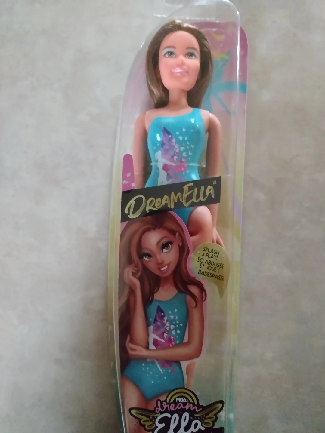 11.5 inches tall MGA Dream Ella Splash Yasmin long hair Doll - photo 2