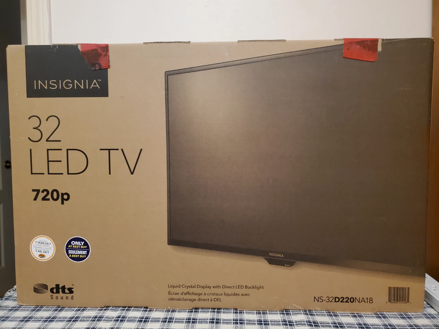 Insignia 32-inch 720p LED TV