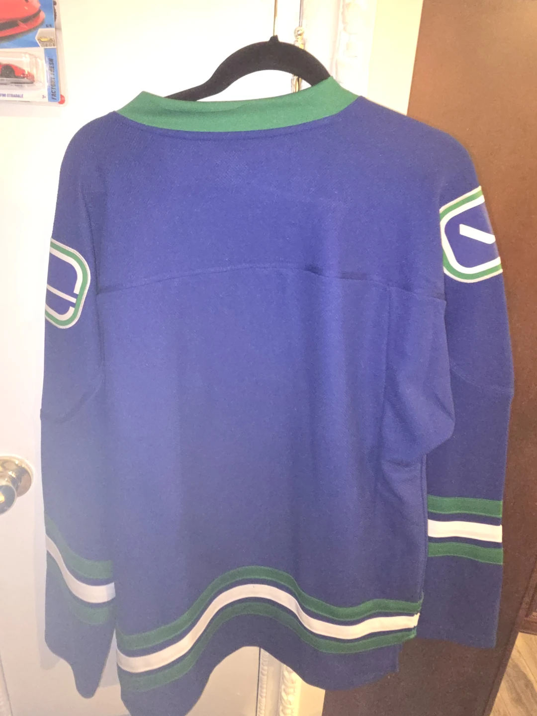 Vancouver Canucks NHL Hockey Jersey - photo 3