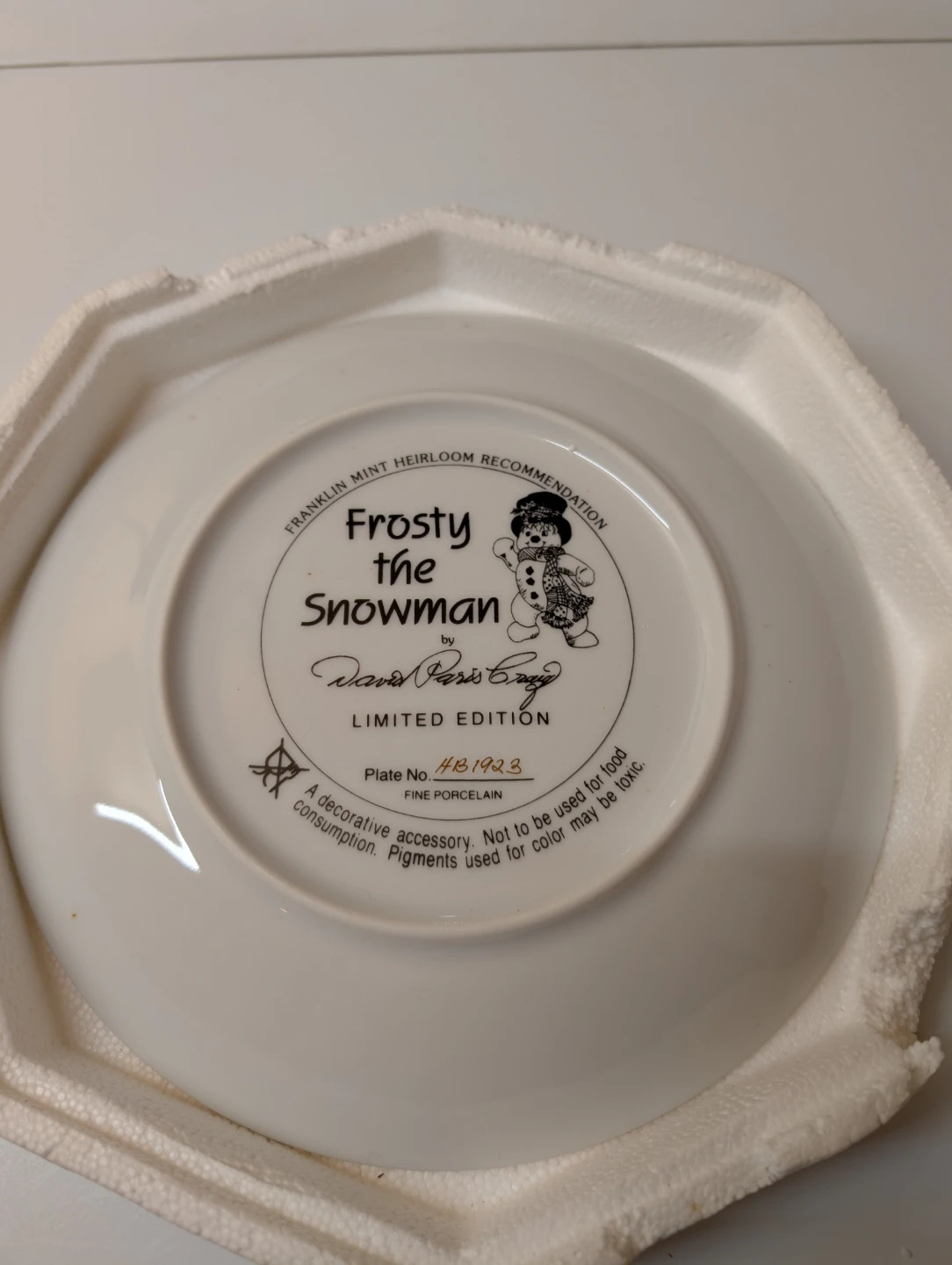 Franklin Mint Frosty the Snowman Collector Plate - photo 2