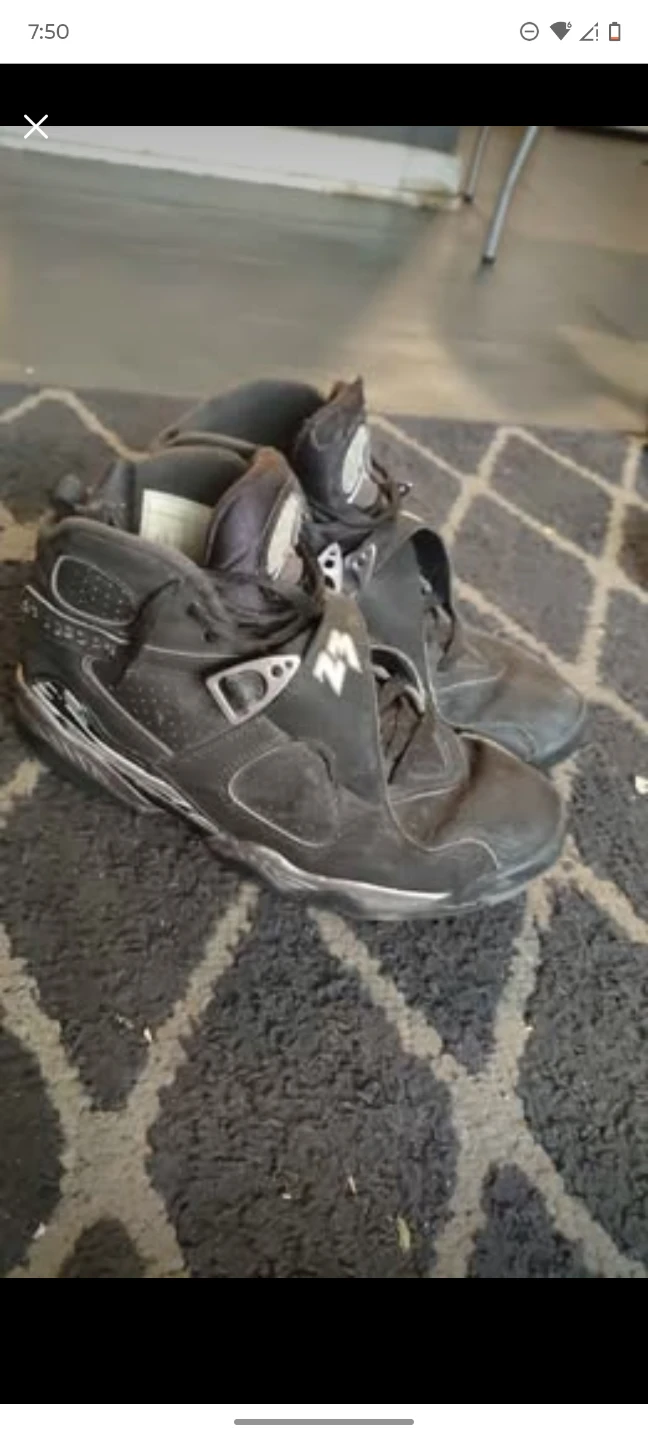 Air Jordan 8 Retro Black Sneakers