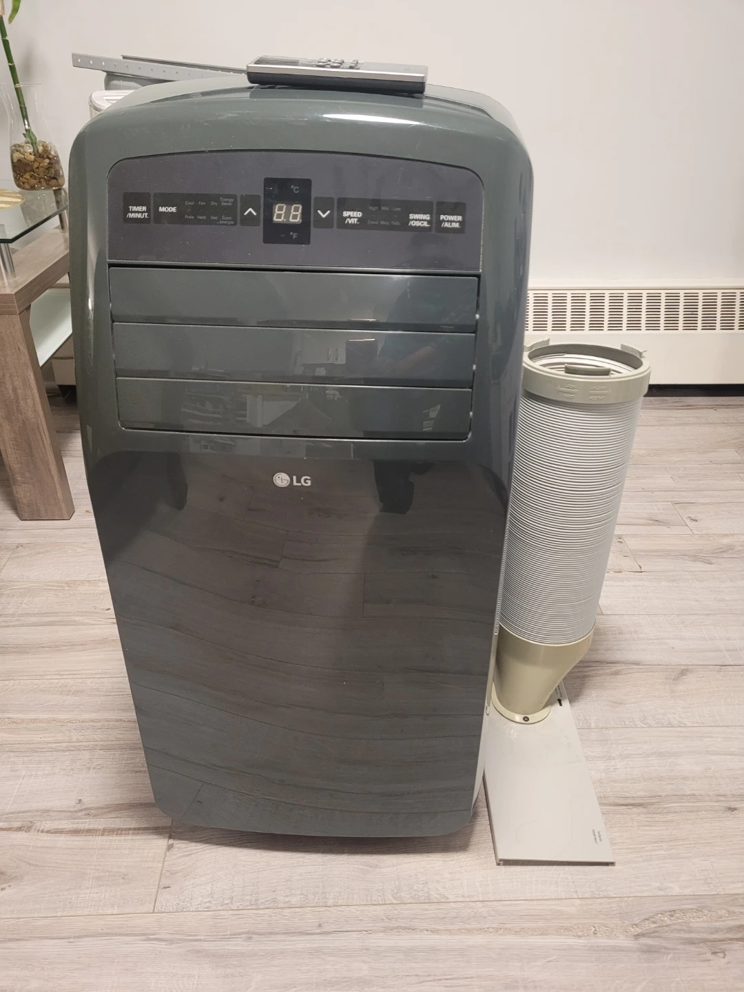 LG 12,000 BTU Portable Air Conditioner - photo 4