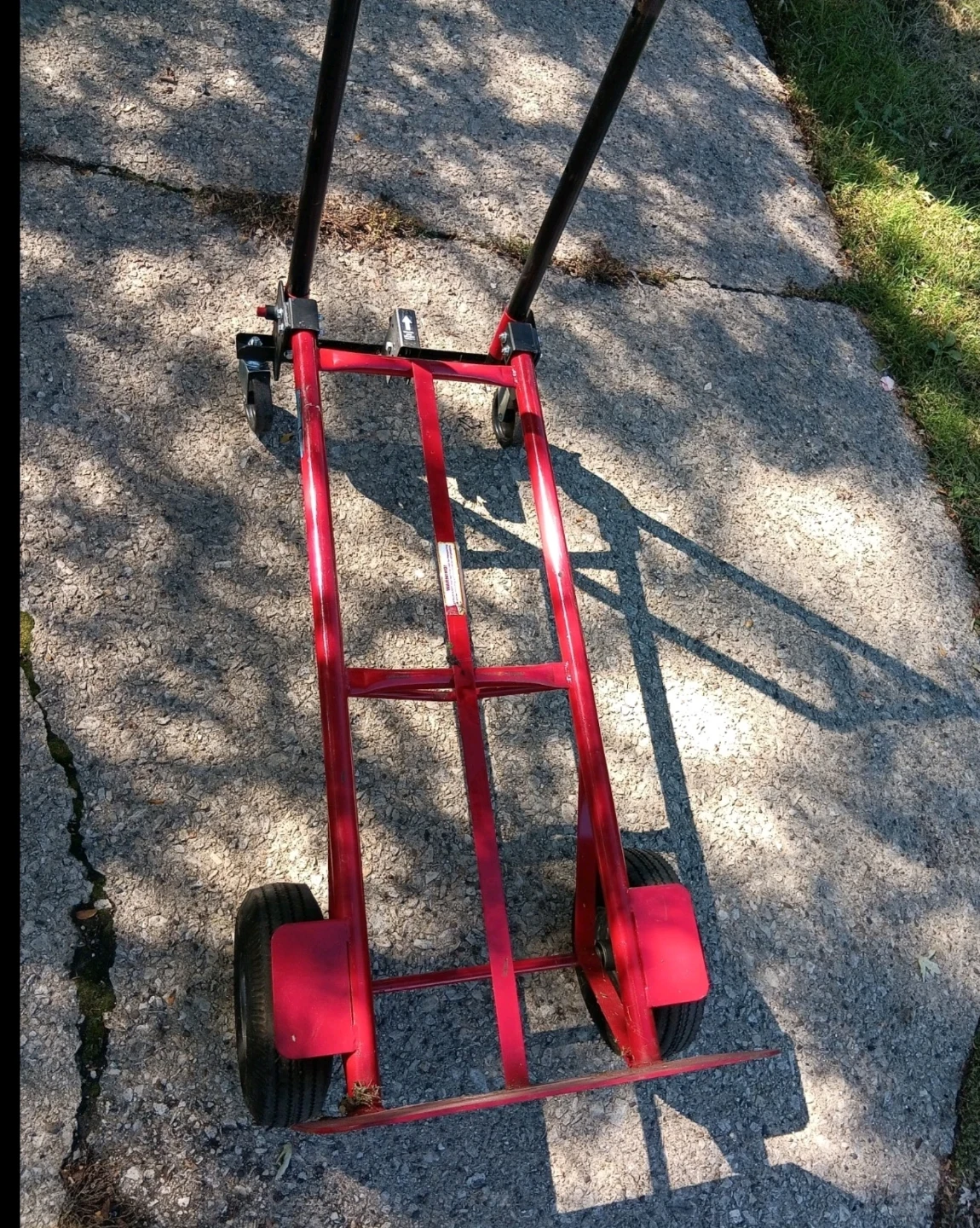 Milwaukee 2-in-1 Convertible Hand Truck - photo 2