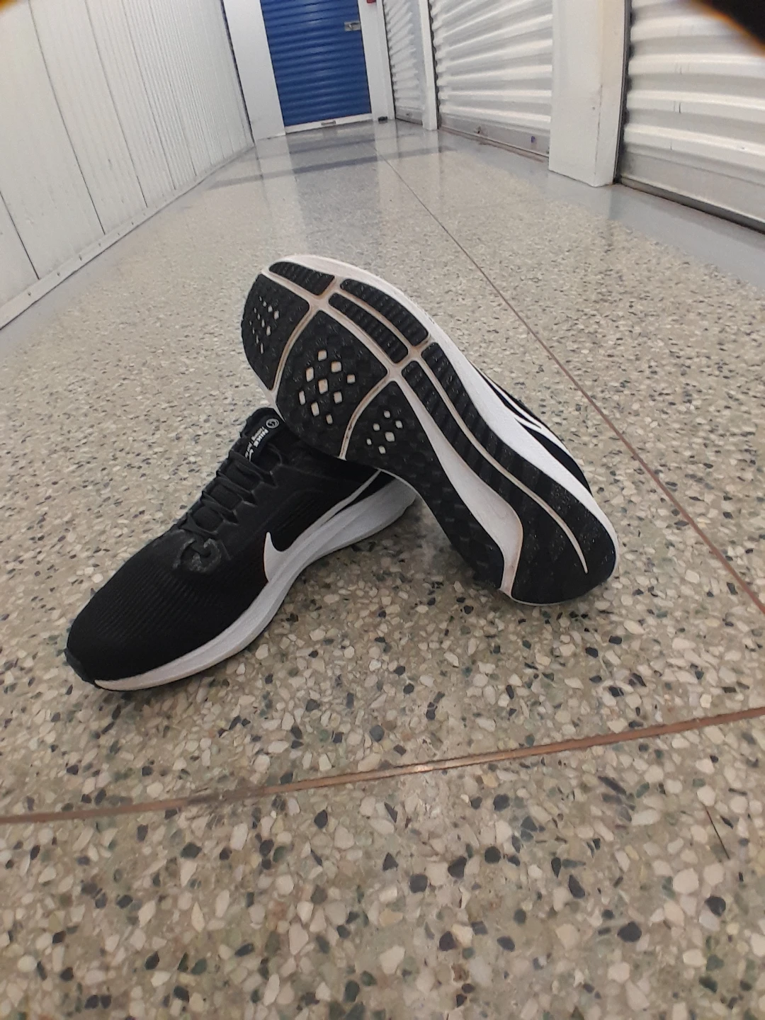 Nike Pegasus 40 Running Shoes Men's Size 11.5 - photo 3