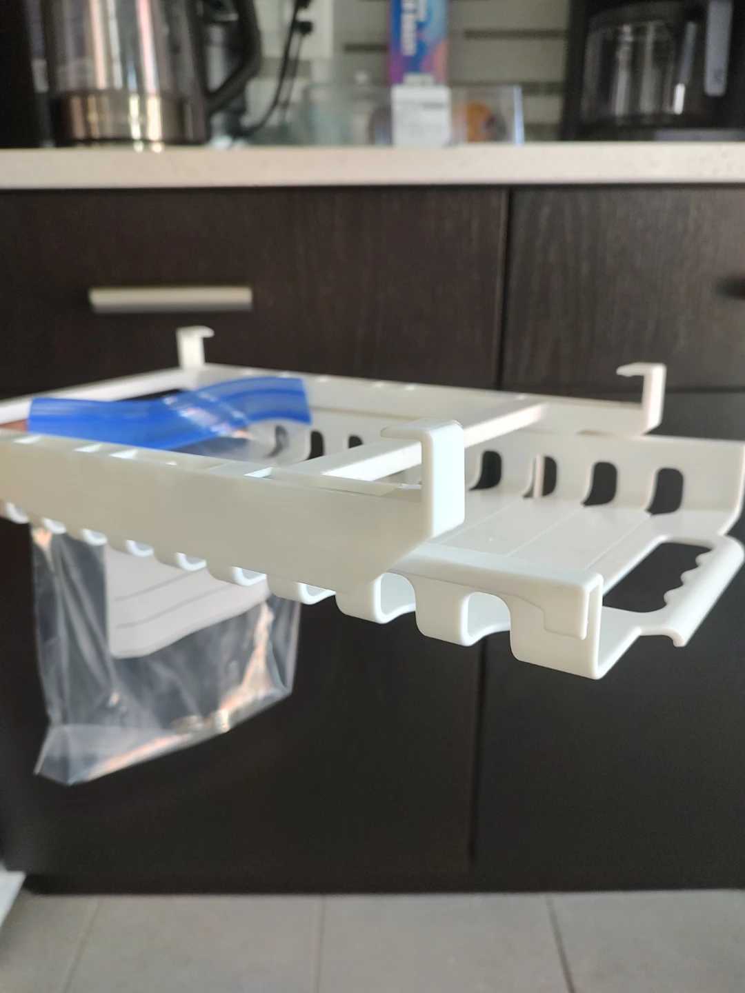 Cyrank Retractable Fridge Ziplock Bag Organizer - photo 3