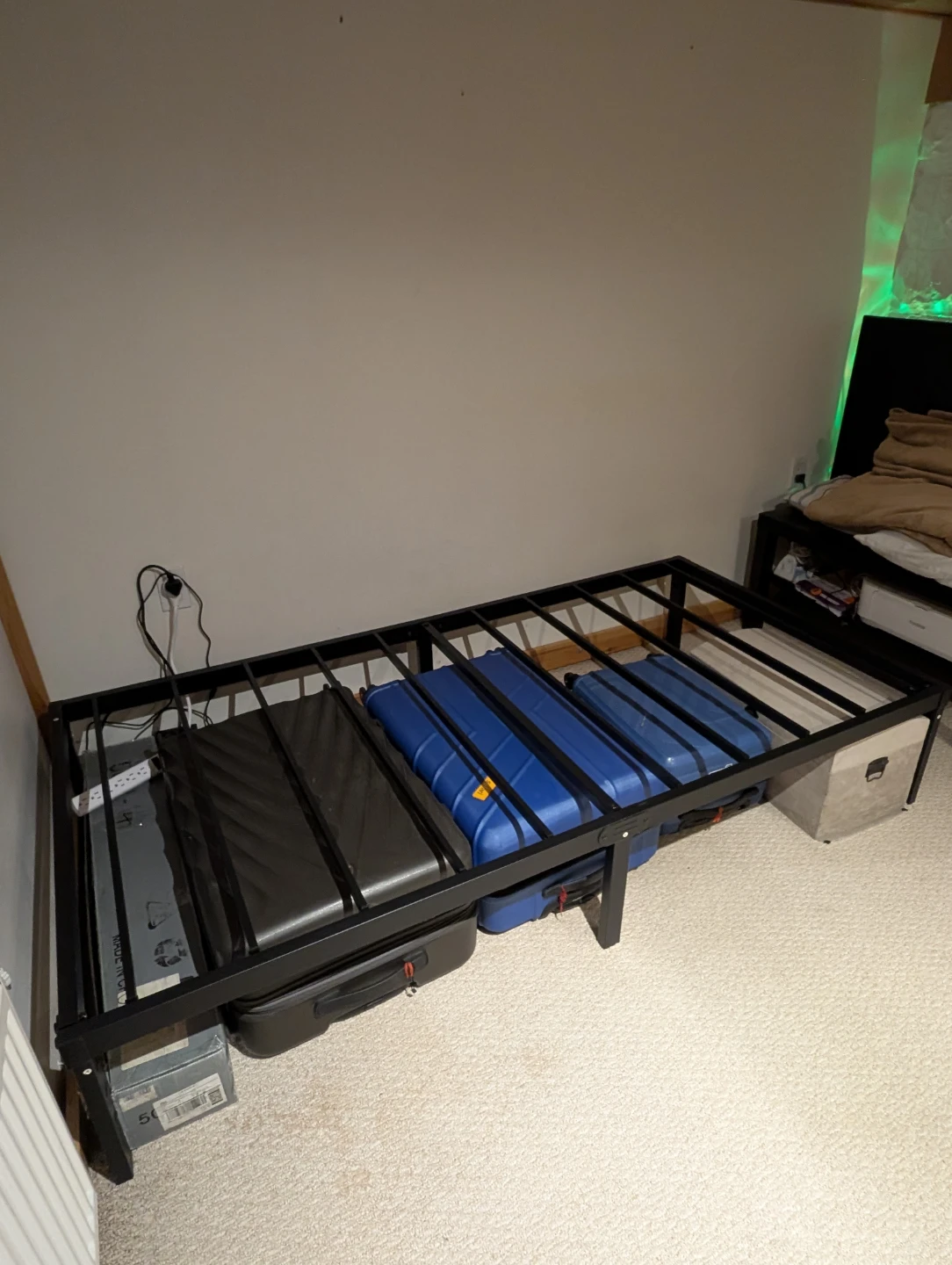 Black Metal Twin Size Bed Frame - photo 2