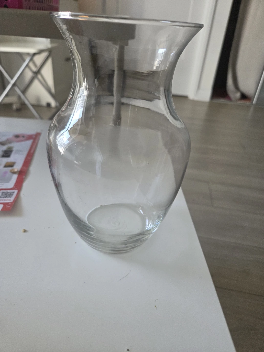 Clear Glass Vase - photo 2
