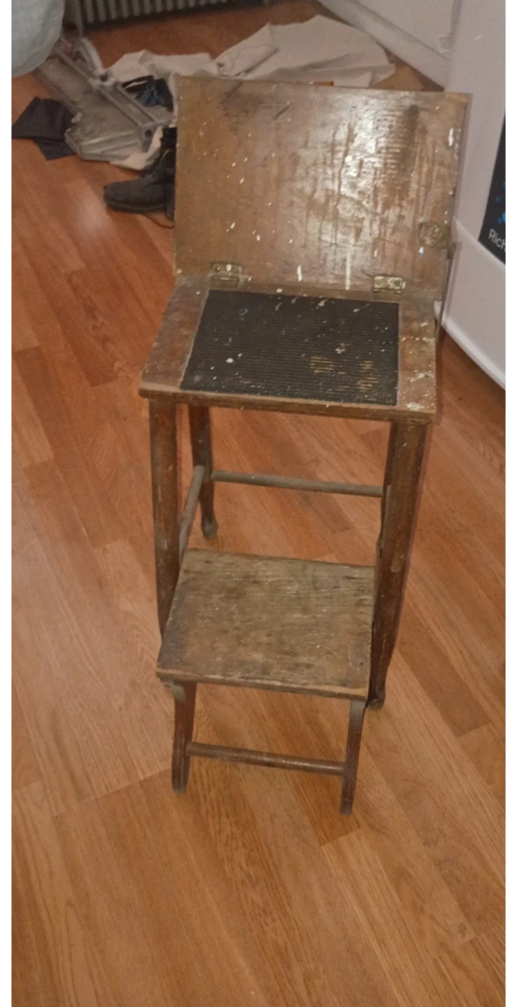 Vintage Wooden Childrens Artists Easel - photo 2