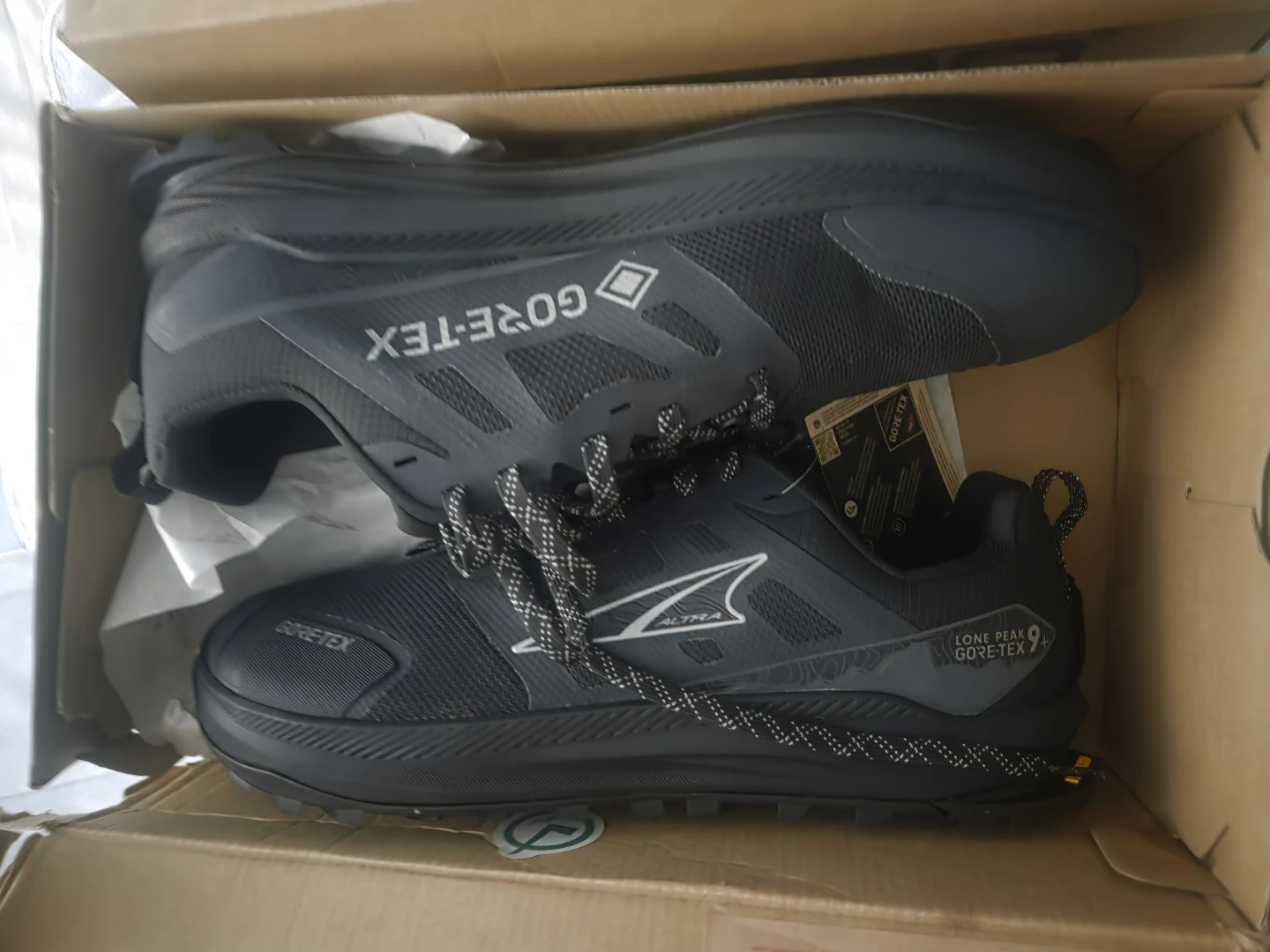 Altra Lone Peak 9+ GTX Shoes - Size 11.5 - photo 2