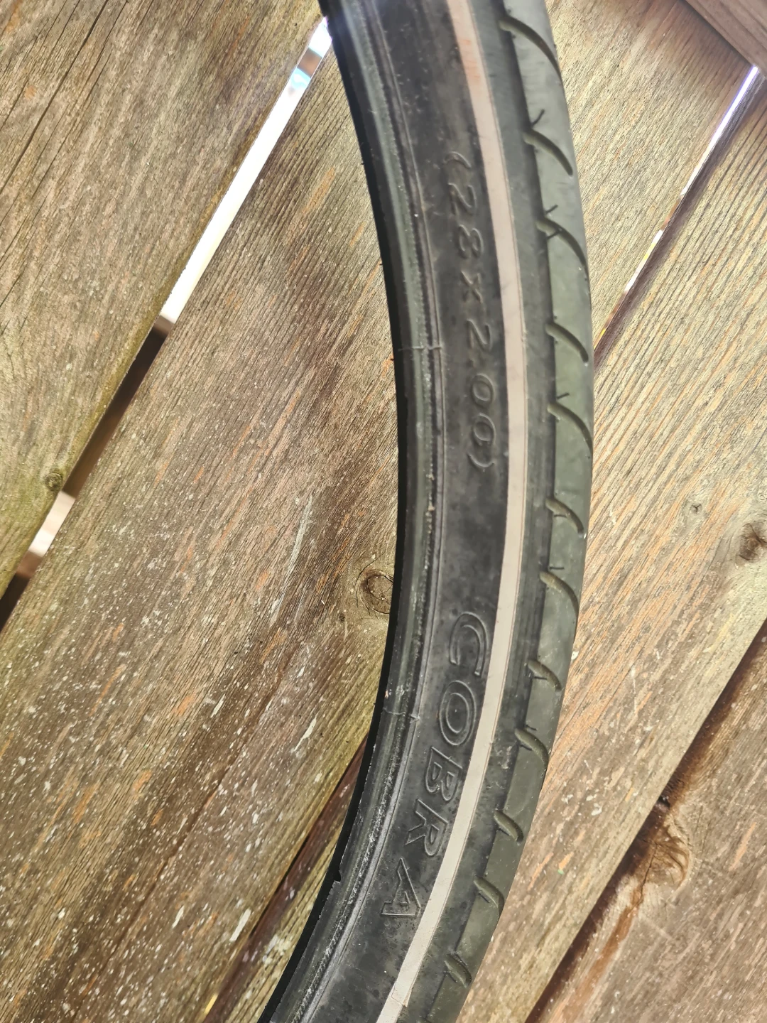 Rubena Cobra Bicycle Tyre 28 x 2.00