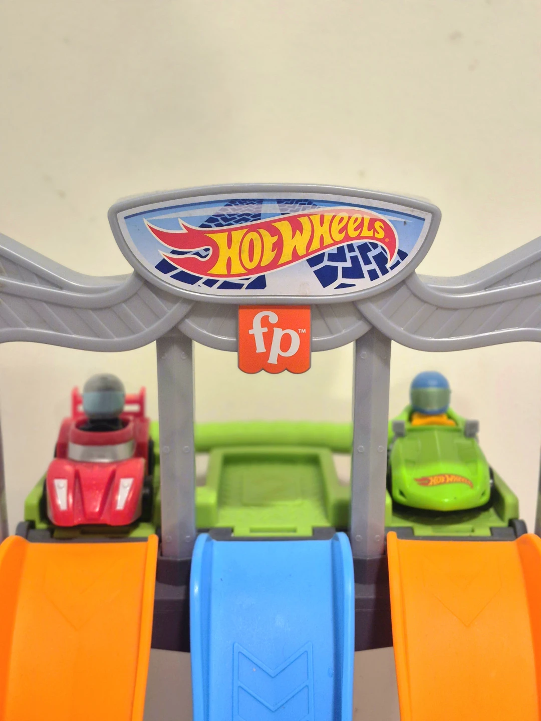 Fisher-Price Little People Hot Wheels Racing Set - photo 2