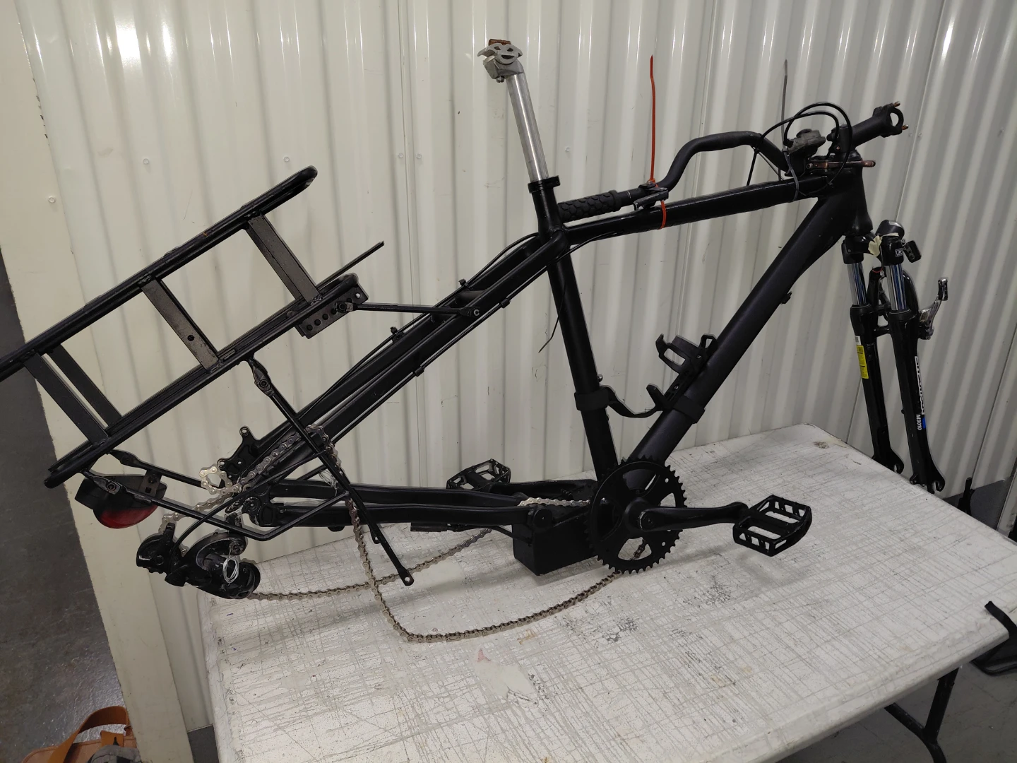 Bicycle frame with SR Suntour front suspension - photo 4
