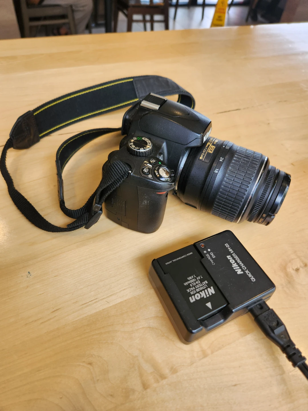 Nikon D60 Digital Camera with 18-55mm Lens - photo 4