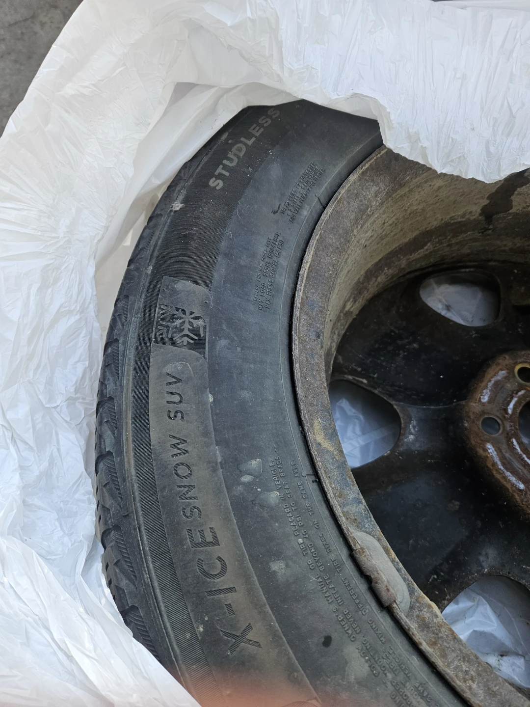 Michelin X-Ice Snow SUV Tire 225/65R17 - photo 3