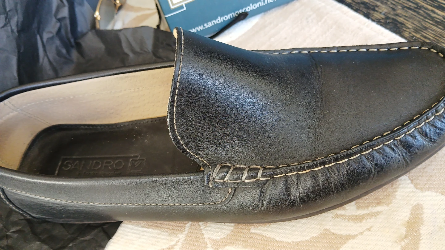Sandro by Sandro Moscoloni black leather loafers