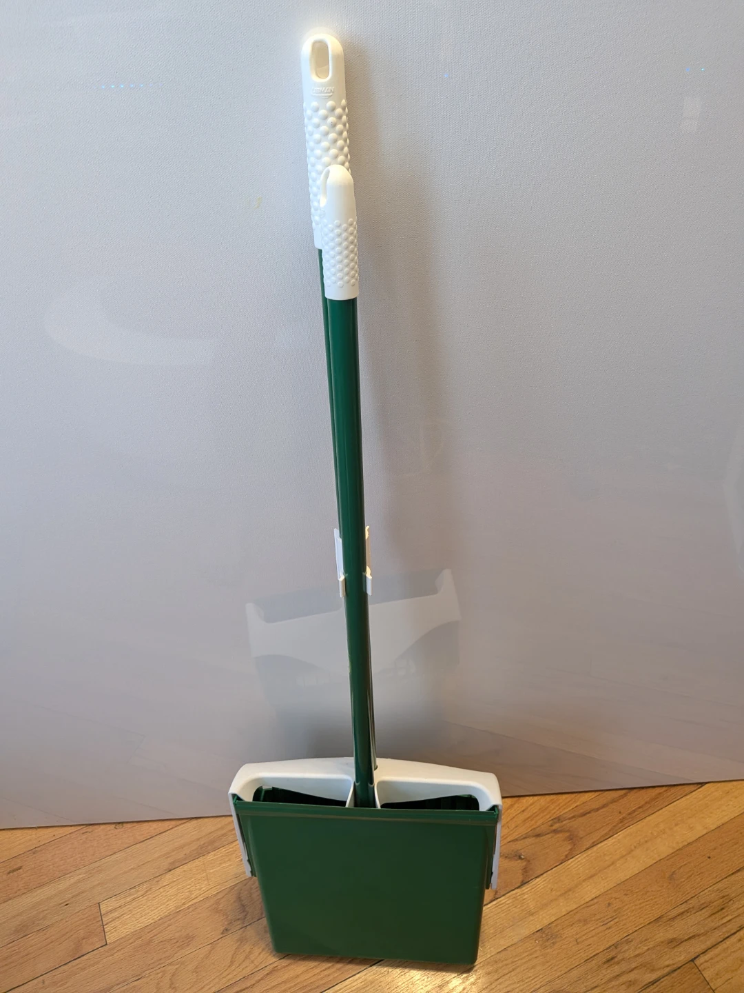 Libman Lobby Broom & Upright Dustpan - photo 3