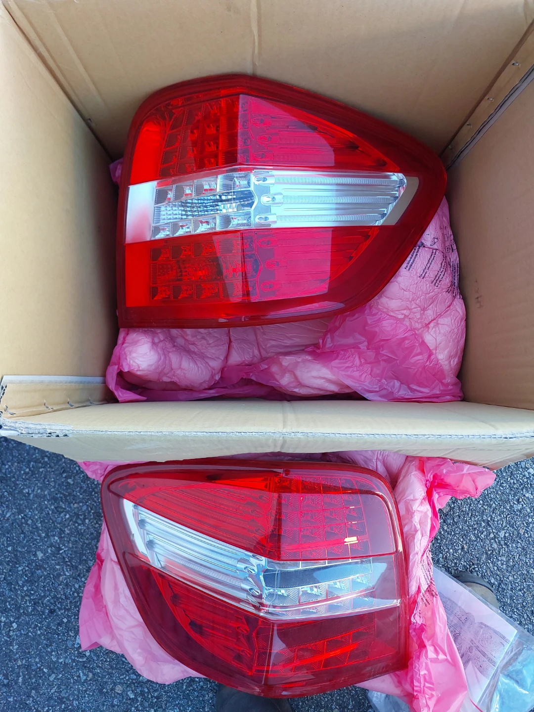 OEM Mercedes ML350 Tail Lights