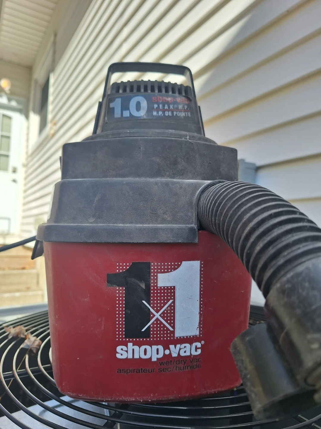 Shop-Vac 1.0 Peak HP Wet/Dry Vacuum Model 500X