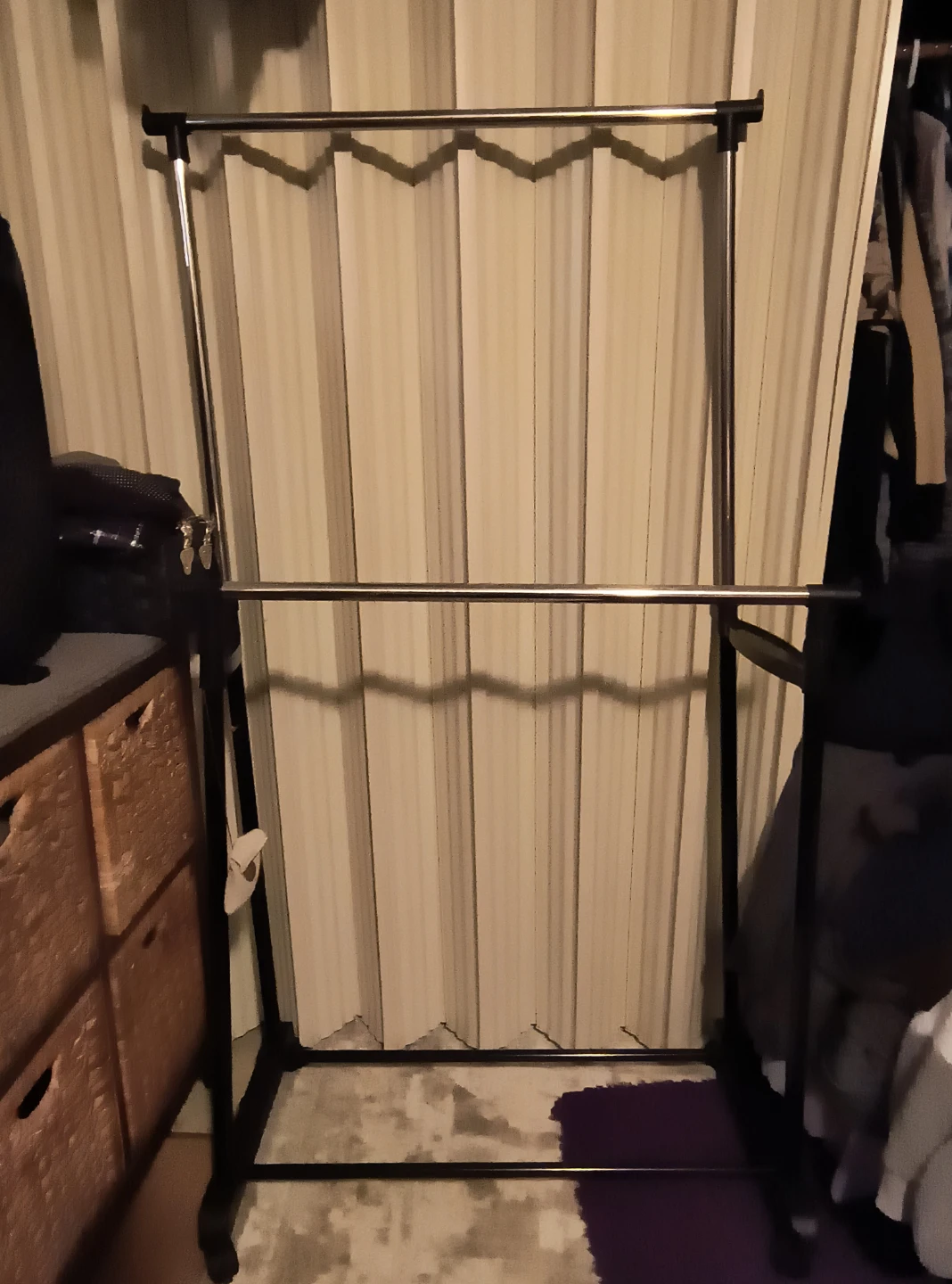 Double Rod Metal Garment Rack - photo 2