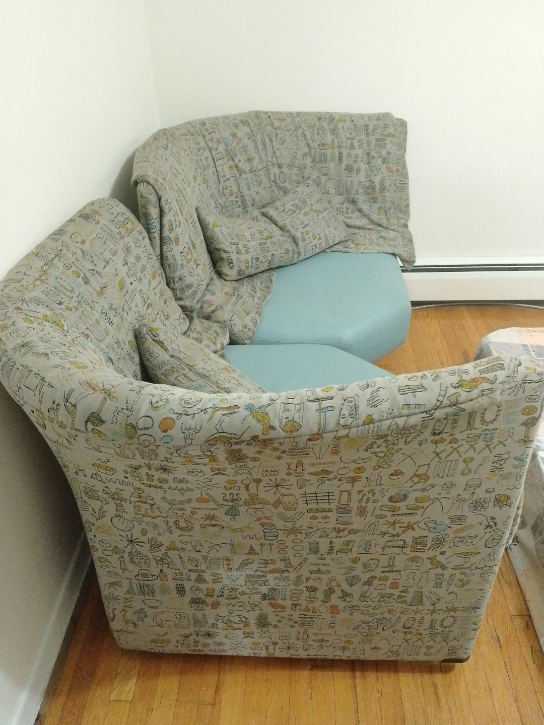 2-Piece Corner Sectional Sofa + Custom Patterned Throw Covers - photo 4