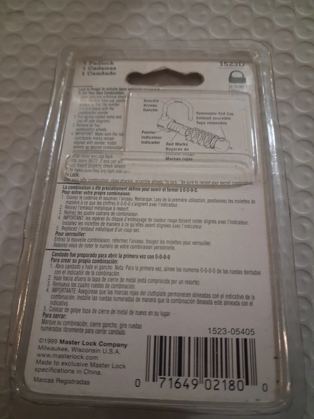 Master Lock 1523D Set-Your-Own Combination Padlock - photo 2