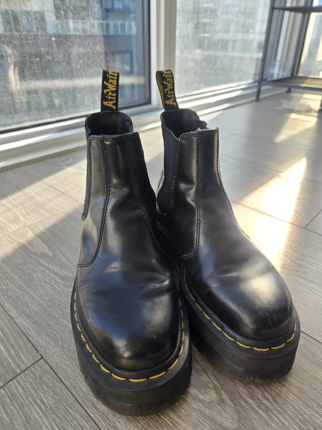Dr. Martens 2976 Polished Smooth Platform Boots Black Size US 7