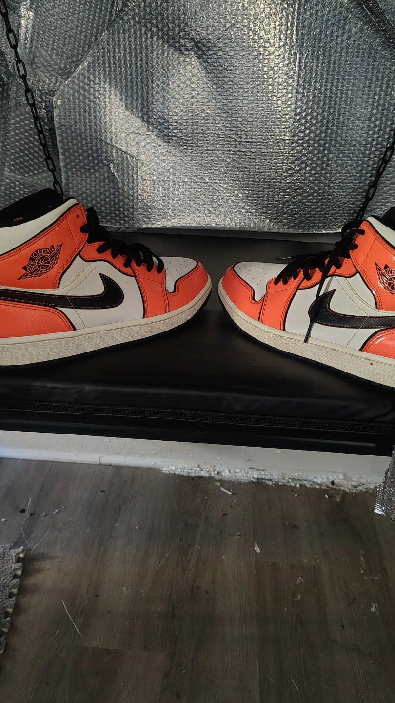 Nike Air Jordan 1 Dunks Mid Orange and White - photo 2