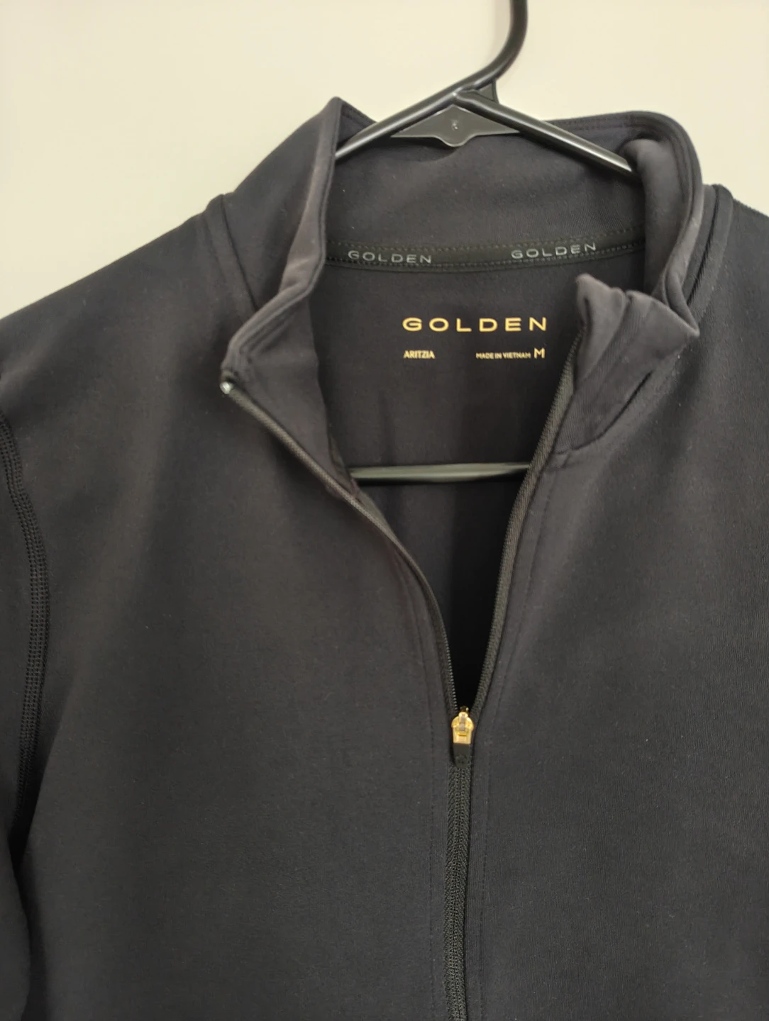 Aritzia Golden Relay Black Jacket - photo 3