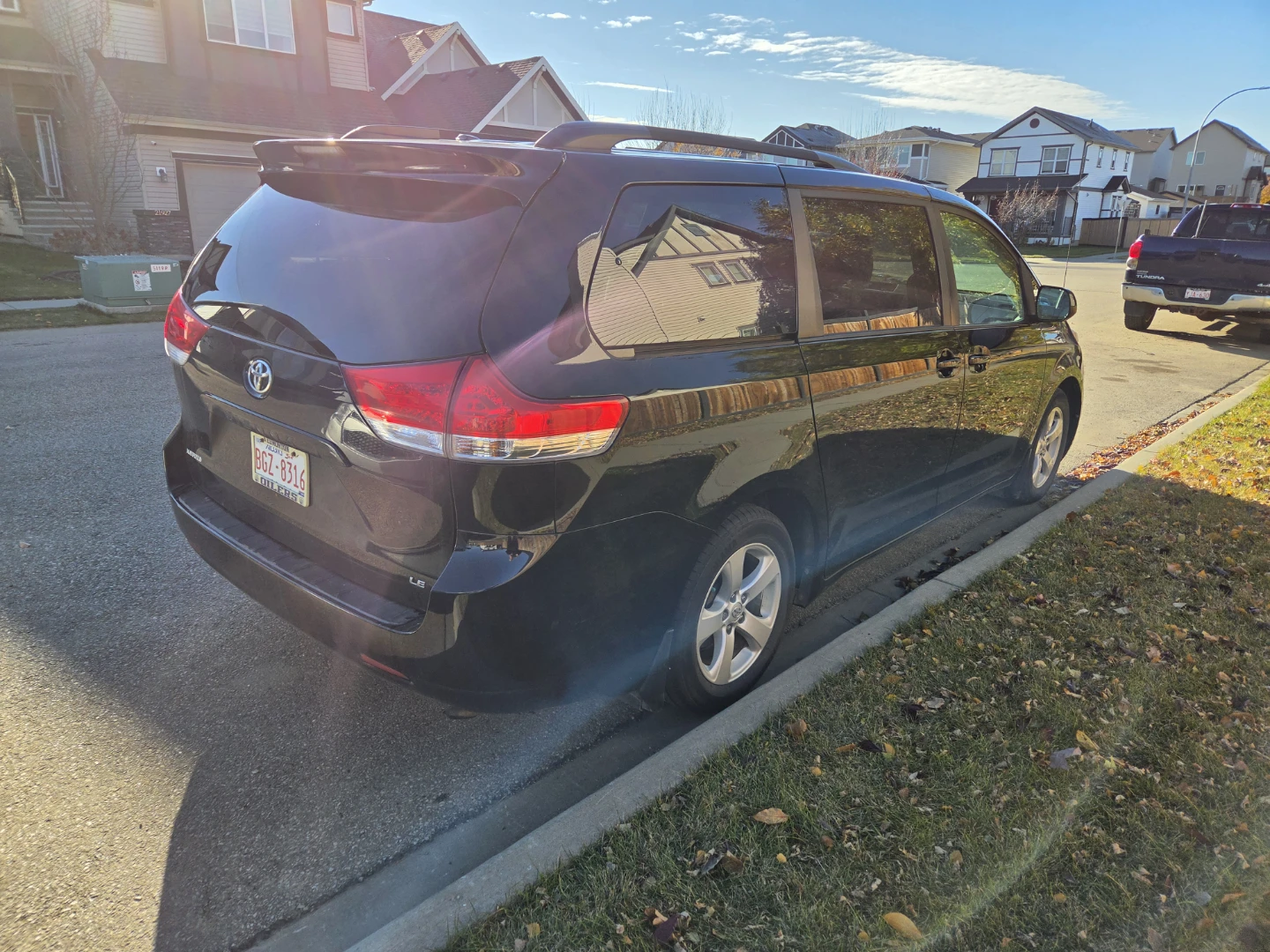 Toyota Sienna LE Minivan - photo 5