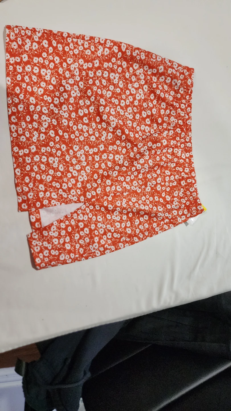 SHEIN Red Floral Mini Skirt - photo 2