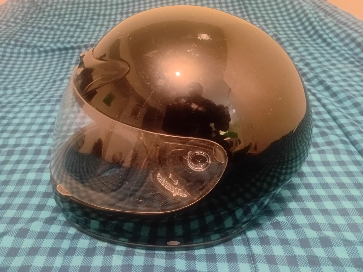 Black full-face motorcycle helmet - photo 3