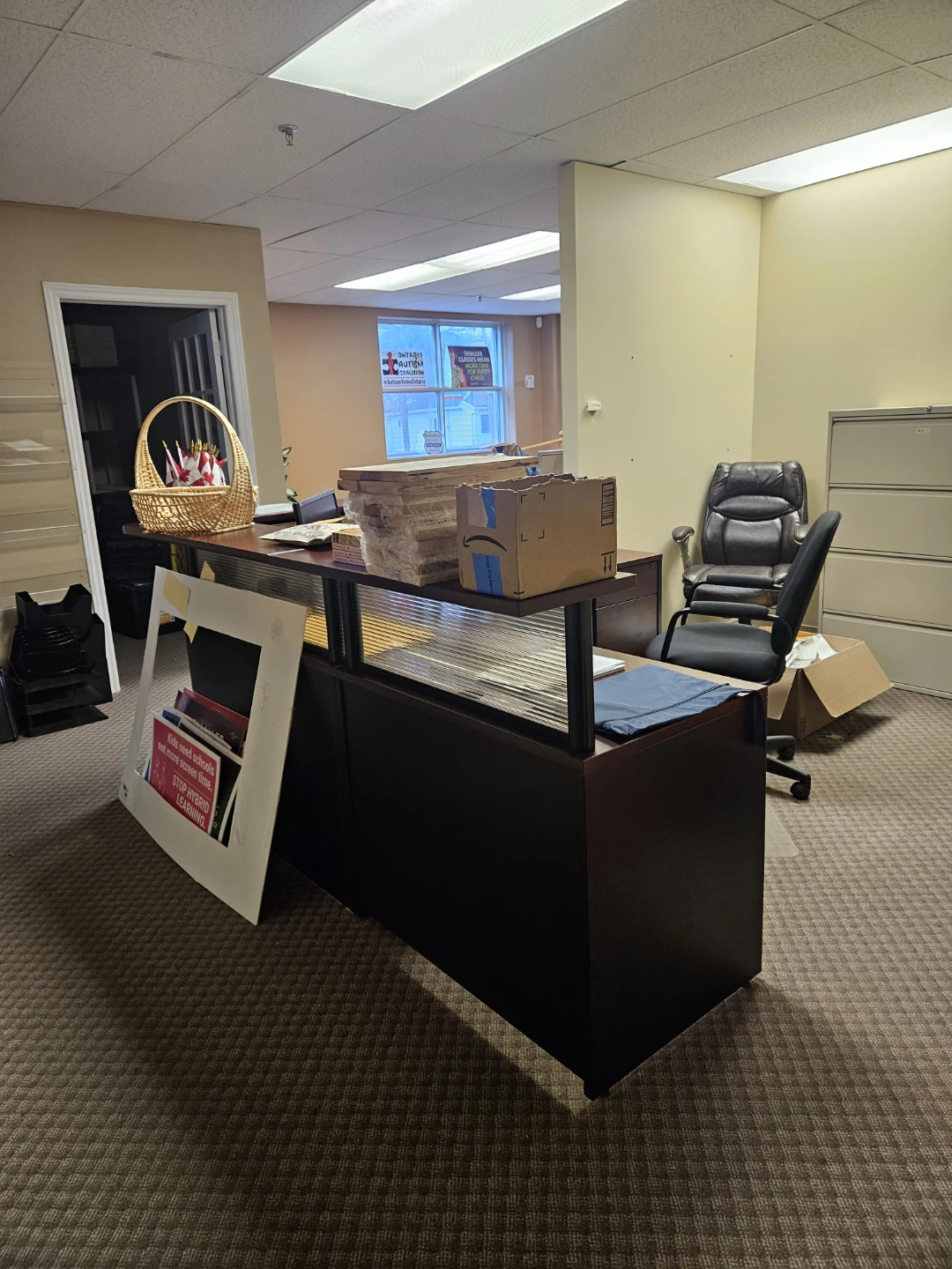 Office furniture - photo 4
