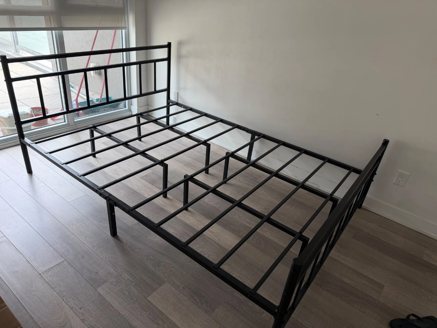 Black Metal Queen Size Bed Frame - photo 3