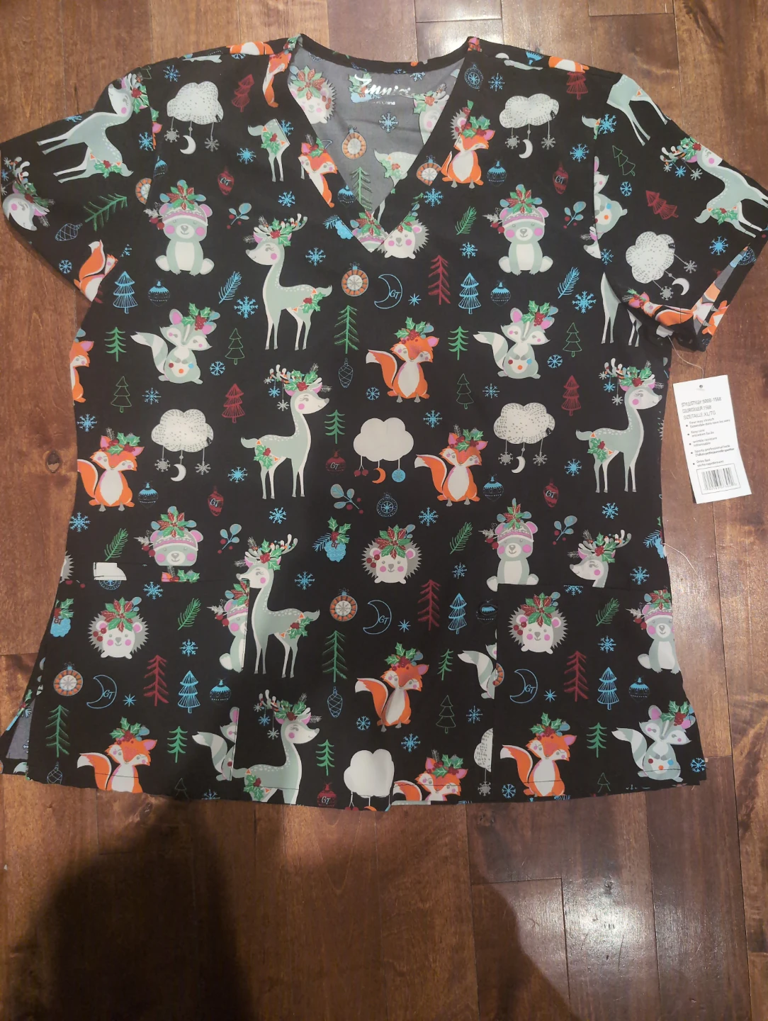 Zinnia Christmas Holiday Print Scrub Top XL