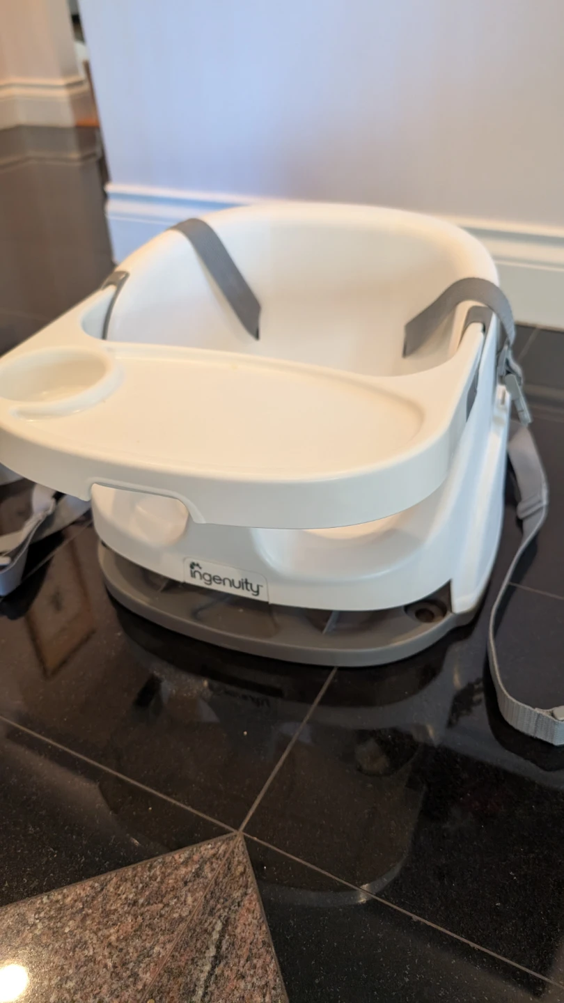 Ingenuity Baby Base 2-in-1 Booster Feeding Seat w/Tray - photo 2