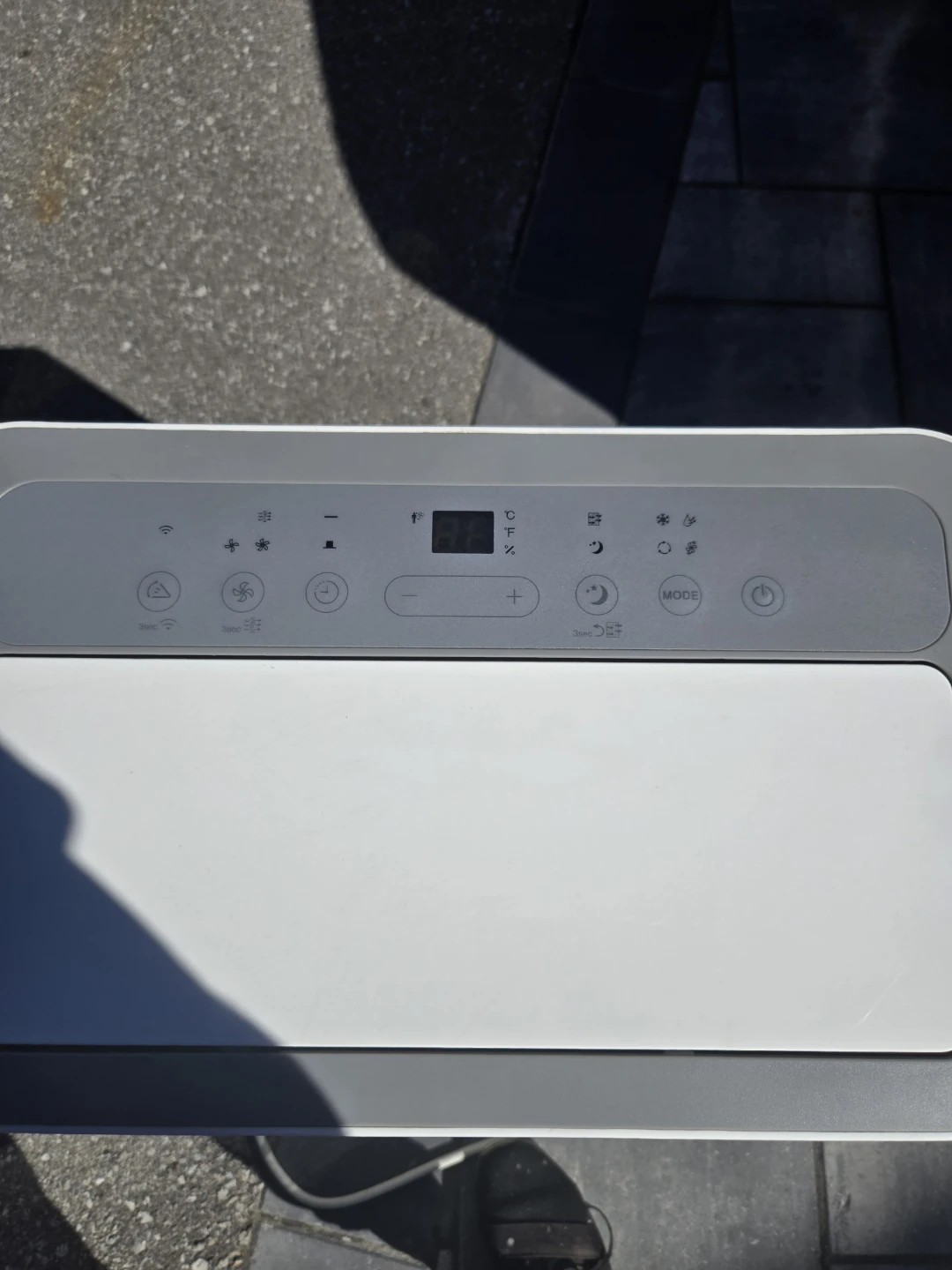 Danby 14000 BTU AC - photo 2