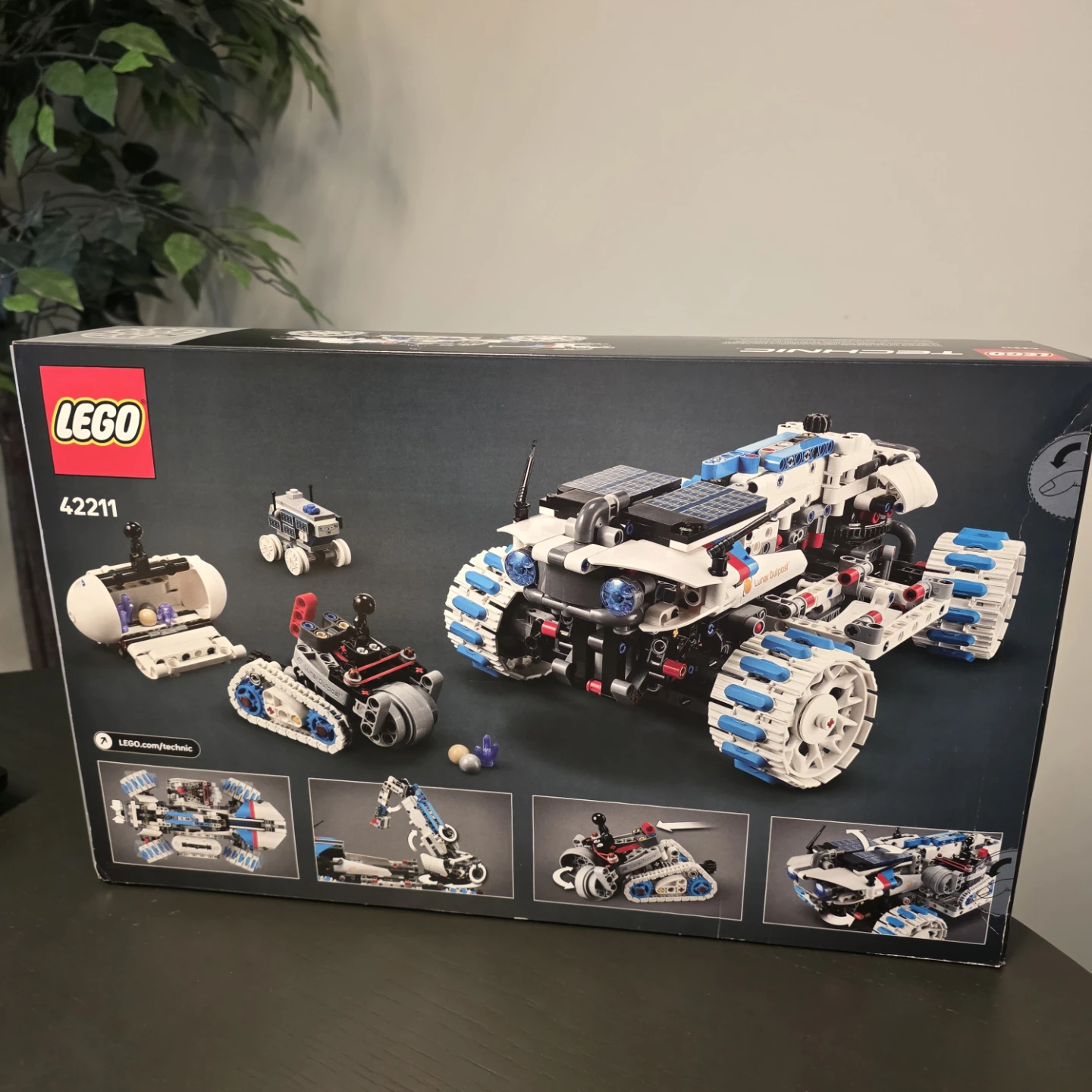 LEGO Technic Lunar Outpost Moon Rover 42211 - photo 2