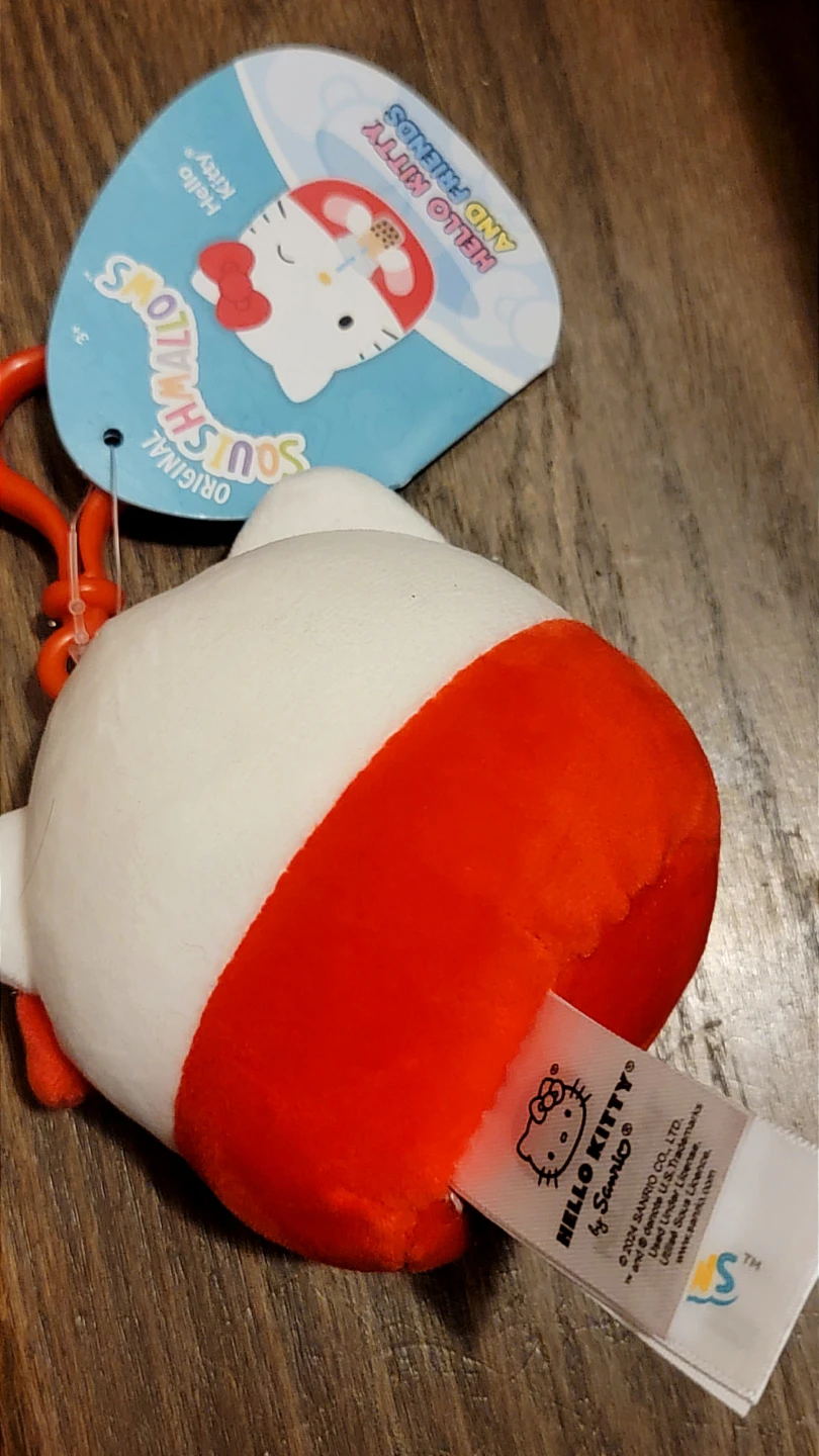 NEW Squishmallows Hello Kitty Plush Keychain - photo 2