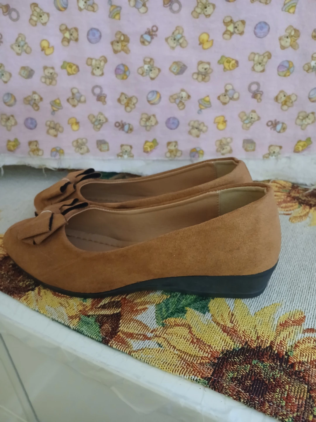 Brown Suede-Style Bow Wedge Flats Size 41 - photo 2