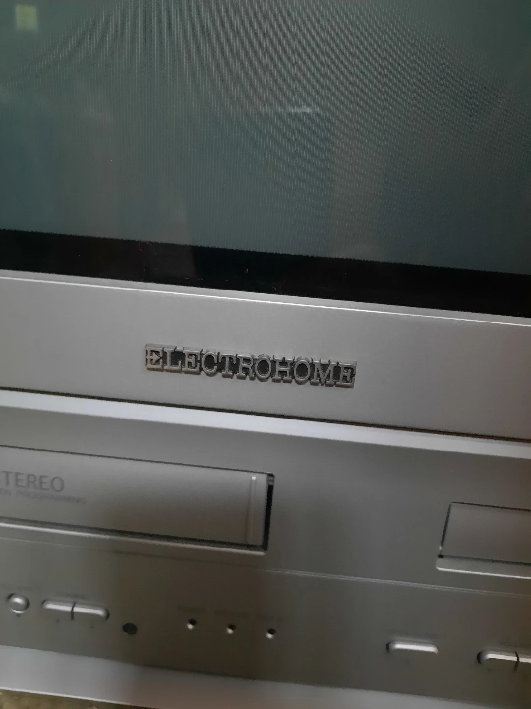 Tv/DVD/VCR PLAYER - photo 2