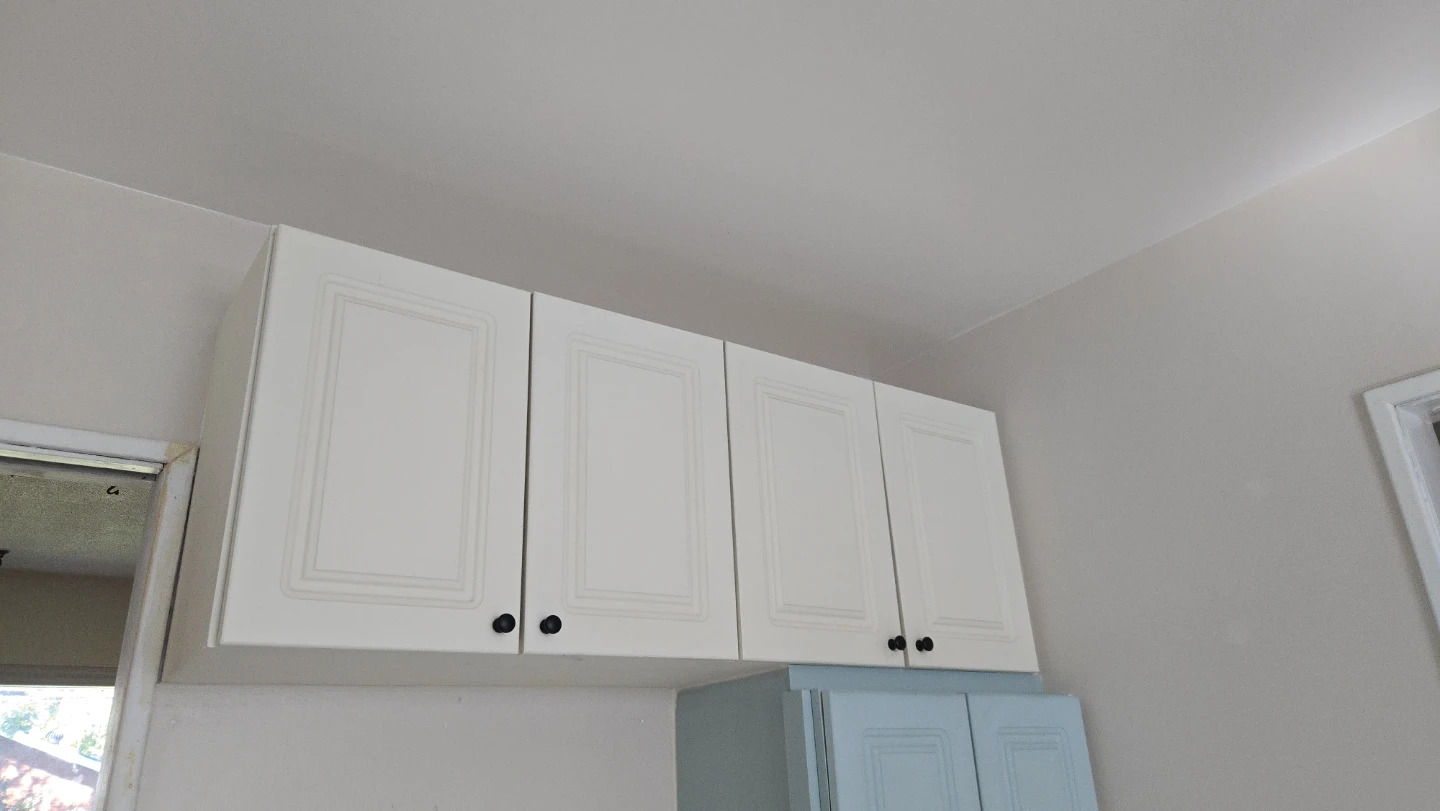 Set of White Kitchen Cabinet Doors - photo 3