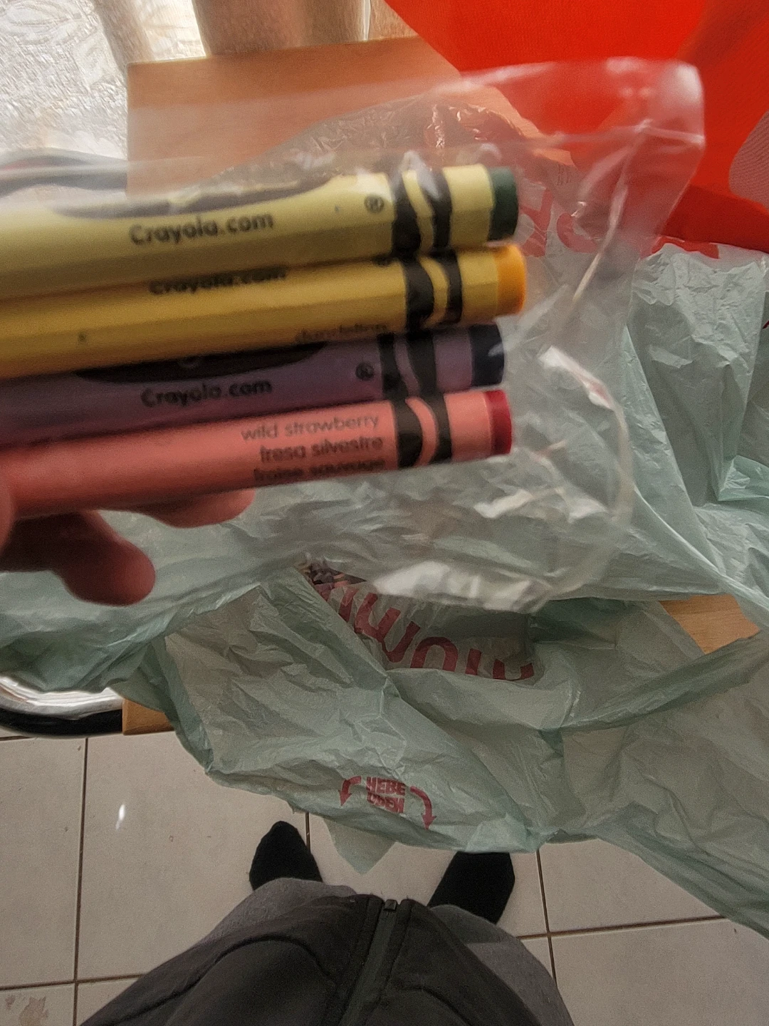 Assorted vintage crayon set (ALL INCLUDES DANDELION CRAYON) - photo 3