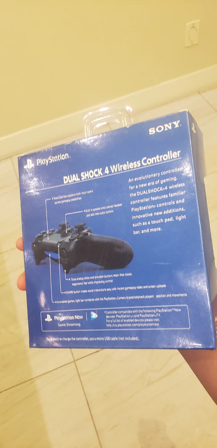 Brand new ps4 controller  and game's.